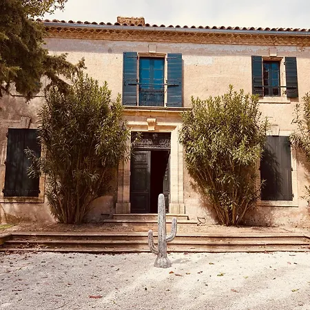 Maison *